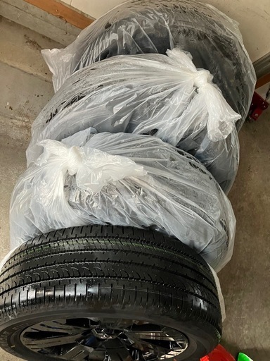 デリカd5 純正外し　タイヤホイール　シャモニー