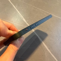 Apple iPhone 13 グリーンの画像