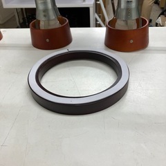 ロ 2503-704 コンポジット 6連スポットライト 年式表記無し 点灯確認済み 電球付き キズ汚れ有りの画像