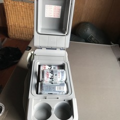 12V用車載冷温庫8 Lの画像