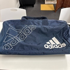 アデダスボストンバック
