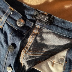 A.P.C. ストレートデニム 25サイズ ダークブルー