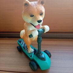 アニマル　プルバック　キックボード　柴犬の画像