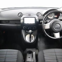 初めてのお車、お任せください✨　　マツダ　デミオの画像