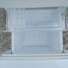 ◇YAMADA SELECT ヤマダセレクト ノンフロン冷凍冷蔵庫 YRZ-F17H1 動作品 2020年製 179L ホワイト/管理7786の画像