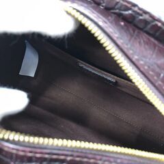 【ジャングルジャングル岩出店】【A589】ショルダーバッグ APC 型押し  ダークボルドー の画像