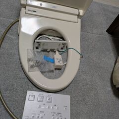 TOTO  ウォシュレットの画像