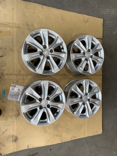 HONDAフィット純正ホイール