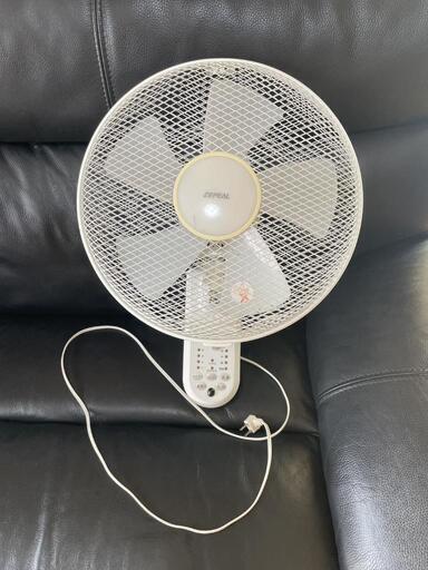 壁掛け扇風機