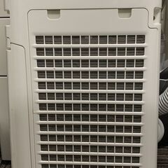 新品加湿フィルター付き　シャープ　空気清浄機　加湿空気清浄機　KC-G40-W　2017年製　値下げ相談も歓迎ですの画像