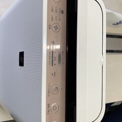 新品加湿フィルター付き　シャープ　空気清浄機　加湿空気清浄機　KC-G40-W　2017年製　値下げ相談も歓迎ですの画像