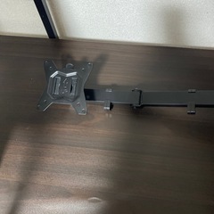デュアルモニターアームの画像
