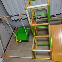 室内ジャングルジムの画像