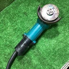 マキタ 9533BL ディスクグラインダー 100mm【市川行徳店】【店頭取引限定】【中古】管理番号：IT2J4JWMNZ74の画像