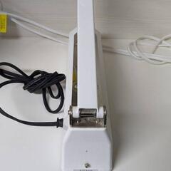 配送無料 卓上シーラー!!の画像