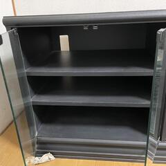 テレビボードの画像