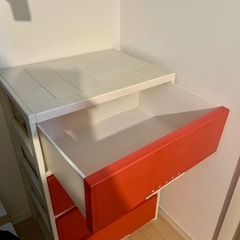 収納棚の画像