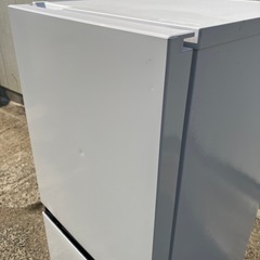 【期間限定新生活応援値下げ】【高年式】Hisense ノンフロン冷凍冷蔵庫 HR-D13E3W 右開き ハイセンス 135L 2023年製 簡易清掃済み 通電確認済みの画像