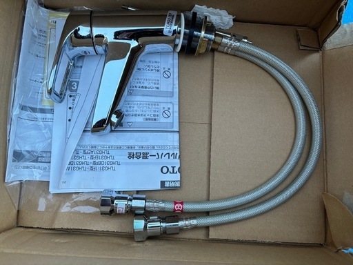 新品未使用！TOTO 洗面所用シングルレバー混合栓TBV03437J