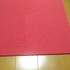 日本製タイルカーペット１枚１５０円＜５１６３＞・在庫６００枚・訳あり品・未使用品の画像