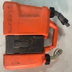 中古　ハスクバーナ　コンビ缶