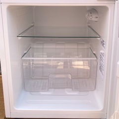 Hisense 93L 冷蔵庫　HR-B95A
の画像