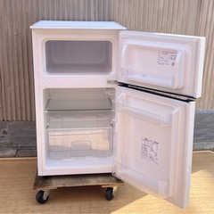 Hisense 93L 冷蔵庫　HR-B95A
の画像