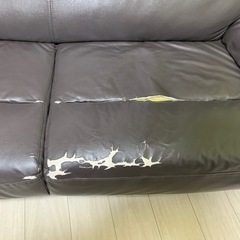 三人掛けソファー　ブラウン　リビング用　の画像