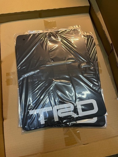 ハイエース　マッドフラップ　ガード　トヨタ