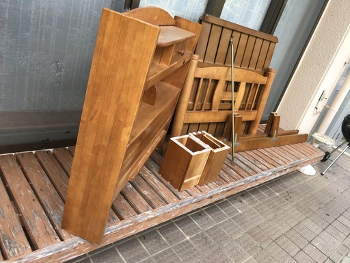 木製シングルベッド台