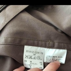 極美品バーバリートレンチコートの画像