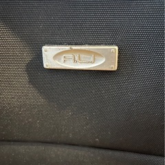 キャリーケース