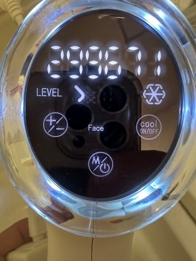 定価5万‼️  ミュゼ脱毛機　残り回数299671回‼️