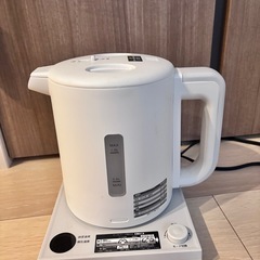 電気ケトルの画像