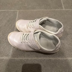 今週限定さらに20%OFF🉐ガチ強22.5cmの画像