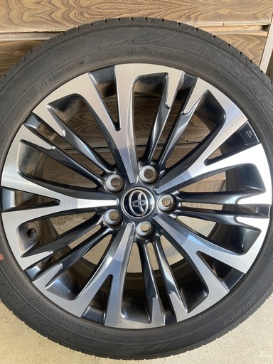 ヤリスクロス　タイヤ&ホイールセット