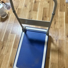 【未使用】定価5,000円　台車　アイリスプラザ
