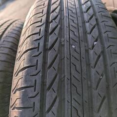 8〜9分山175/80R16.ブリヂストンタイヤ2022年製
の画像