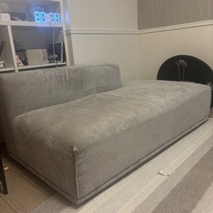 ソファーの画像