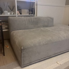 ソファーの画像