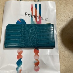 新品財布
