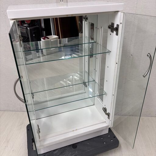  22823  コレクションケース　コレクション棚　ガラスケース    ◆大阪市内・東大阪市他 6,000円以上ご購入で無料配達いたし