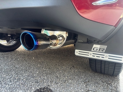 ヤリスクロス　柿本　マフラー