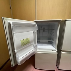 2019年製　SHARPノンフロン2ドア冷凍冷蔵庫 SJ-D14E-Wの画像