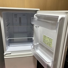 2016年製　SHARPノンフロン2ドア冷凍冷蔵庫 SJ-D14B-Wの画像