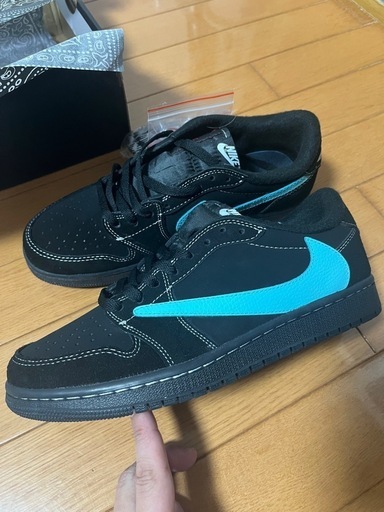 Travis Scott × Tiffany カスタム Air Jordan 1 low
