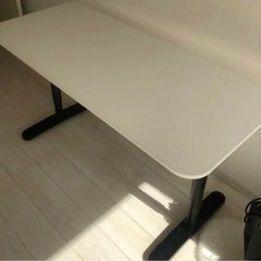 IKEA テーブル　ベカントBEKANTの画像