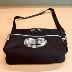 MILK TEDDY 女の子用 ショルダーバッグ（ブラック）の画像