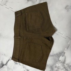 スキニーリップ　ショートパンツの画像