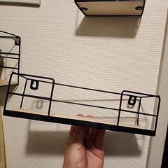 3つラックセット　花瓶付きの画像
